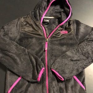 The North Face girls grey fleece jacket